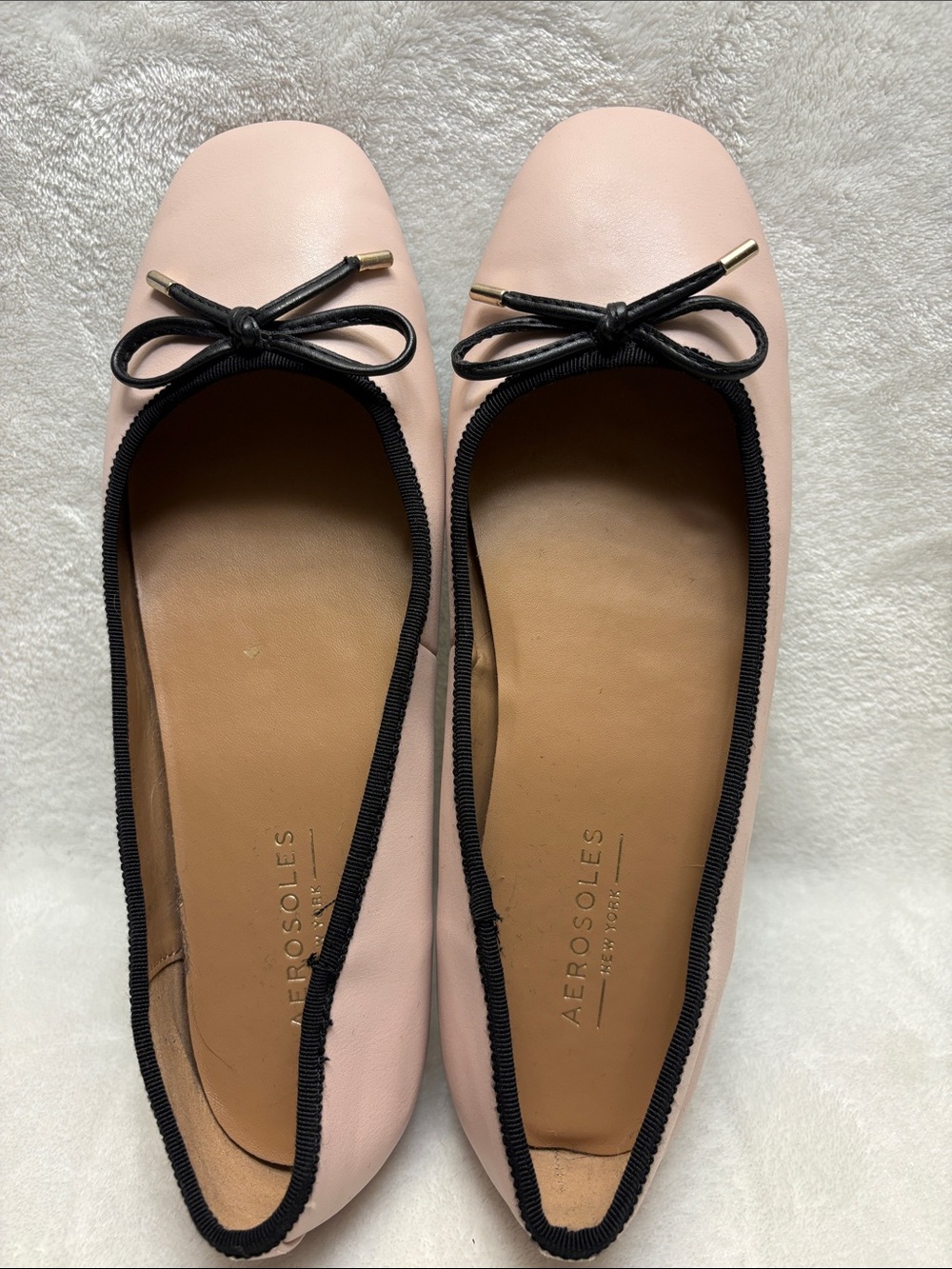Aerosoles Women’s Pale Pink Ballet Flats with Black Trim Sz: 9 - Picture 6 of 7
